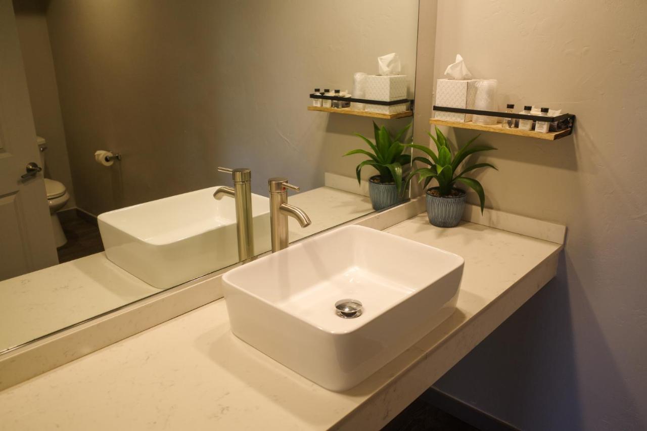 Americana Modern Hotel Redding Eksteriør bilde