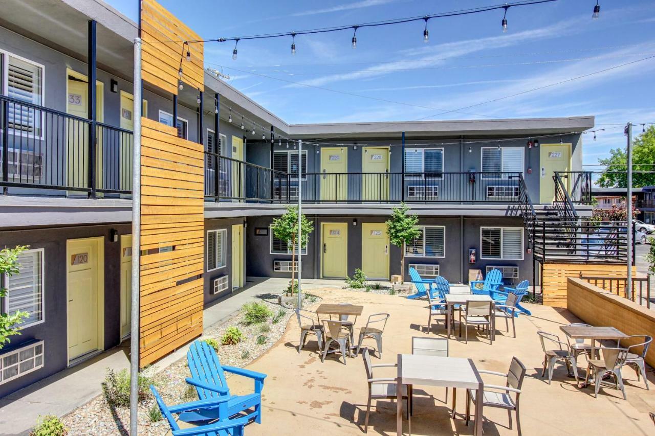 Americana Modern Hotel Redding Eksteriør bilde
